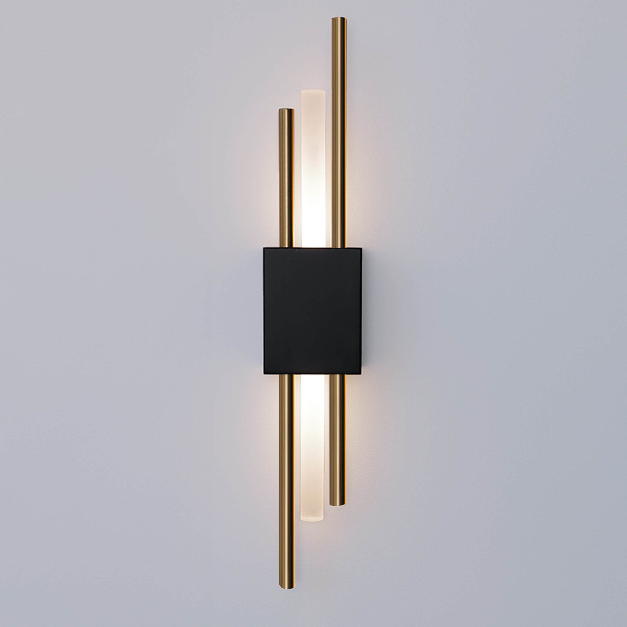 Glitch • Black & Gold • Battery • 2 Pack - Haus of Interiors