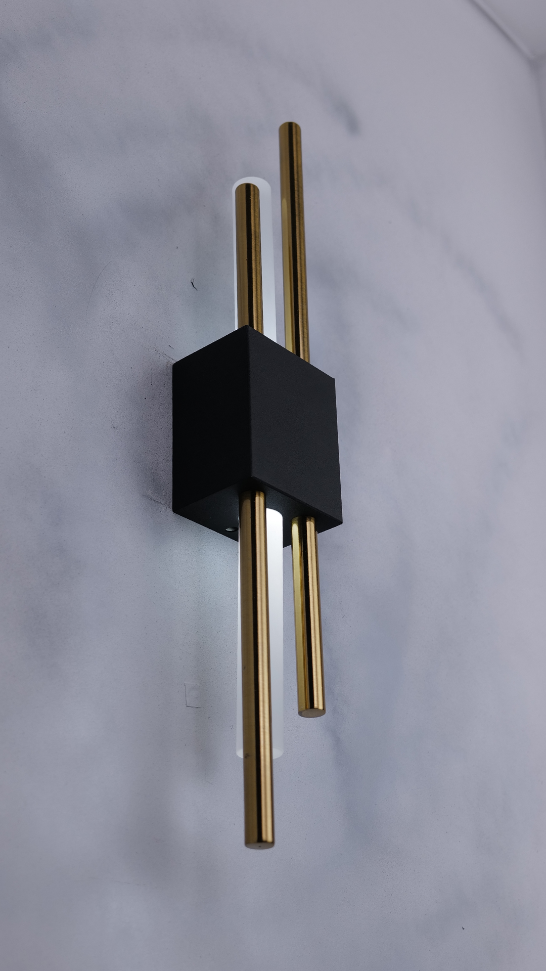 Glitch Wall Light • Black and Gold • Rechargeable Battery • 2-Pack